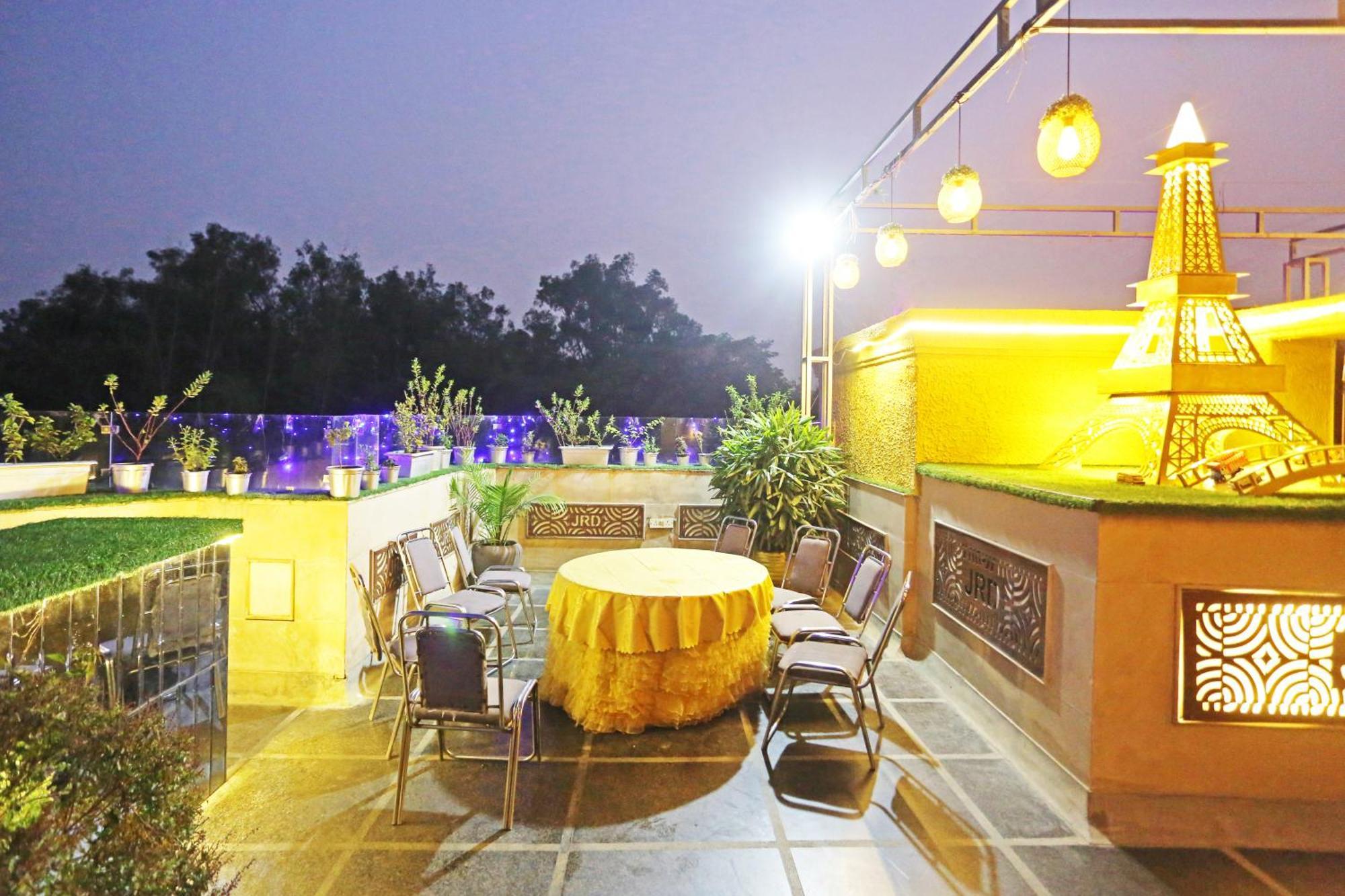 Jrd Luxury-Business Hotel Nowe Delhi Zewnętrze zdjęcie