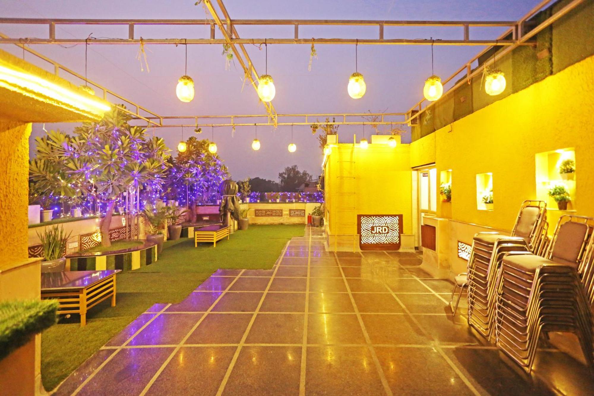 Jrd Luxury-Business Hotel Nowe Delhi Zewnętrze zdjęcie